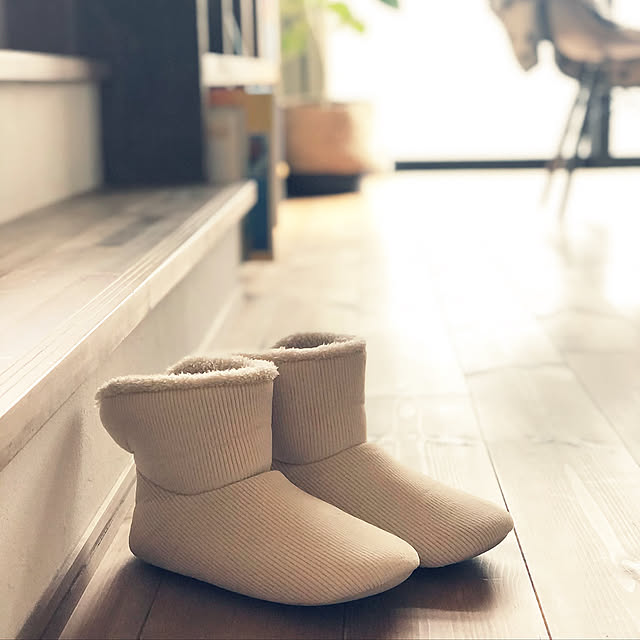 UNIQLO,ユニクロのルームシューズ,ユニクロ,ルームブーツ,スリッパ,ルームシューズ,インスタ→au_mean_123,カフェスタイル,ナチュラル,男前インテリア,木が好き,ブルックリンスタイル,スキップフロア,雑貨,暮らしを楽しむ,Overview au_meanの部屋