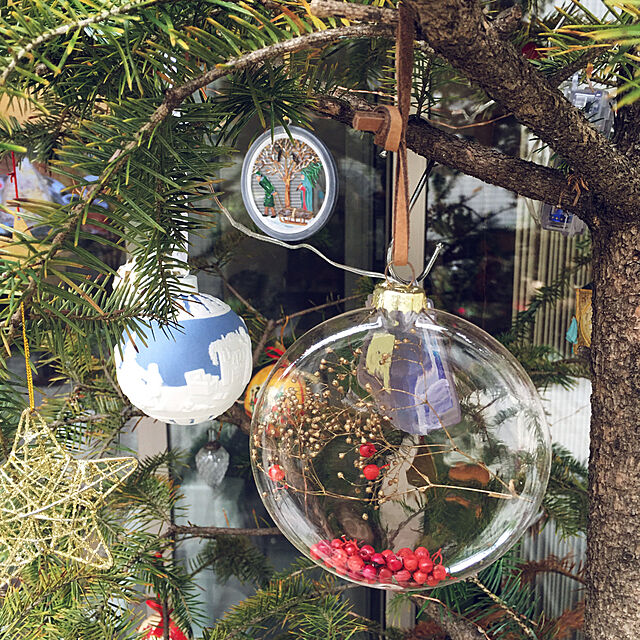 ガラスの形が平べったい,赤い実入り,昨年買ったもの,ガラス雑貨,オーナメント,もみの木,ガーデン,テラス,クリスマス,Entrance happy-sachiの部屋