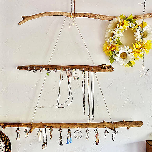 アクセサリー収納,DIY,Bedroom,イヤリングディスプレイ,娘の部屋,アクセサリー掛け,アクセサリーハンガー,流木リメイク tarezo33の部屋