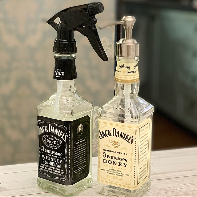 ジャックダニエル,ジャックダニエルの空き瓶,男前インテリア,除菌ジェル,除菌スプレー,Lounge shoutoutの部屋