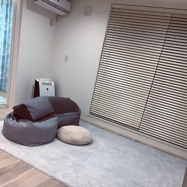 Lounge,木製ブラインド,無印良品,フィットするソファー,ソファなし生活 akaneの部屋