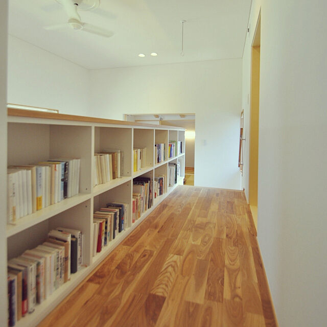 My Shelf,本棚,みせる収納,吹き抜け,ねこのいる日常,シンプルな暮らし,廊下,タモ材,フォローすごく嬉しいです♡ sakuraの部屋