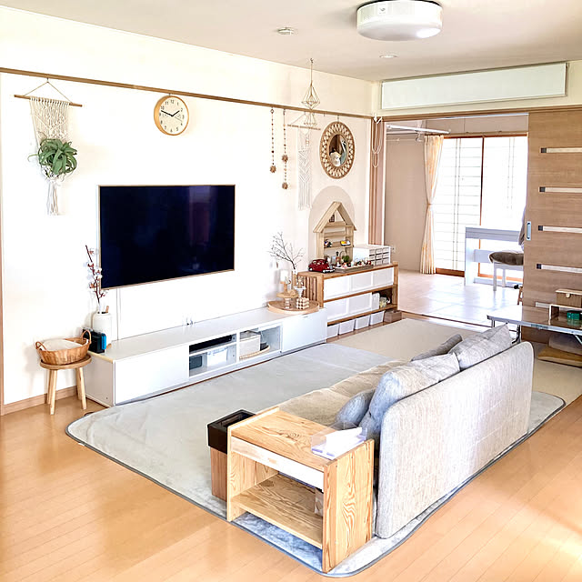 Overview,グレー,ウォールフィットテレビ,壁掛けテレビ,シンプル,ロースタイル,ソーデルハムン,おうちをキレイに保つ習慣,ナチュラル,IKEA,ニトリ,建売住宅,こどもと暮らす,ベージュ merutoの部屋