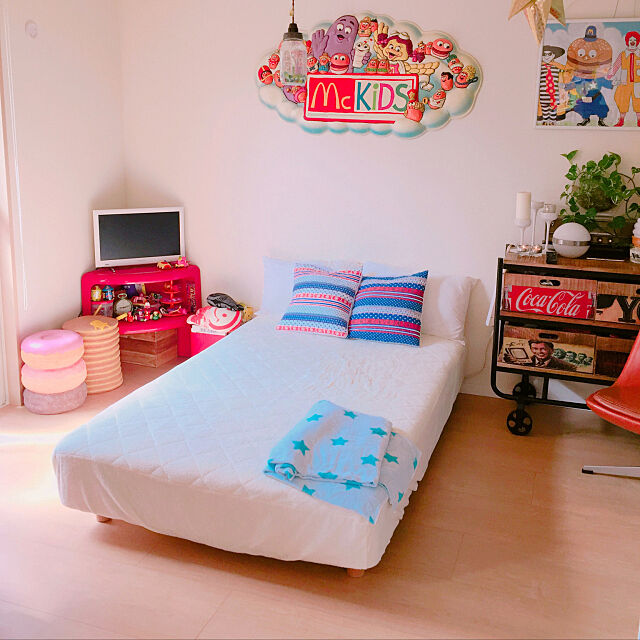 Bedroom,キャラクター,ヴィンテージ,マクドナルド,癒しの空間,クッション,寝室,快適空間,セミダブルベッド Mayukoの部屋