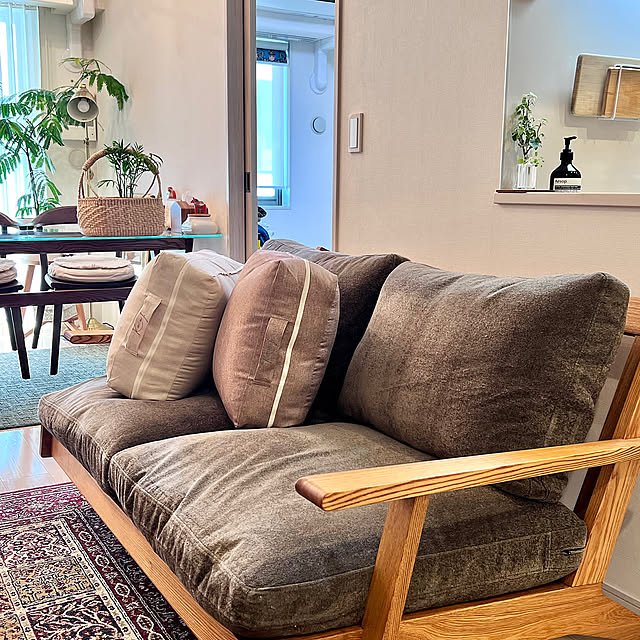 Lounge,クッション,フェリシモ,日常の風景,春,3月,ばぁばのお家,暮らしを楽しむ,ふたり暮らし,夫婦2人暮らし,マンション暮らし,日々の暮らし,心地よい暮らし,布団収納カバー,日々を大切に。,暮らしのひとコマ,フォロー＆♡ありがとうございます✨,クーフゥ,見てくださってありがとうございます✨ ponme33の部屋
