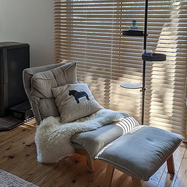 Lounge,リノベーション,リフォーム,シンプルインテリア,すっきり暮らす,シンプル,ナチュラルインテリア,ウッドブラインド,無印良品,IKEA,DRAW A LINE kobの部屋