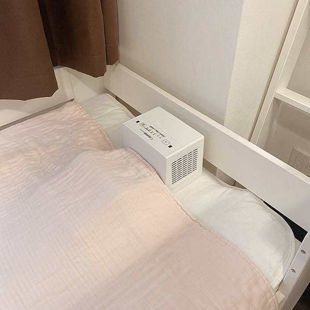 Bedroom,家電,ホワイトインテリア,娘の部屋,女子高生の部屋,象印,スマートドライ,ZOJIRUSHI,ふとん乾燥機,きょうを、だいじに。 biroballonneの部屋