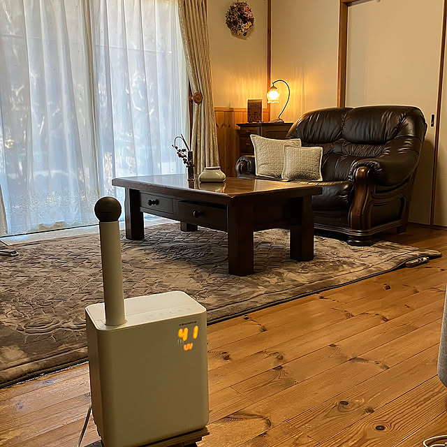Lounge,４枚投稿,RoomClipショッピング,UVハイブリッド式加湿器,レコルト,recolte,加湿器,センターテーブル,ソファ,ブラウンインテリア,冬,獅子舞 ikubooの部屋