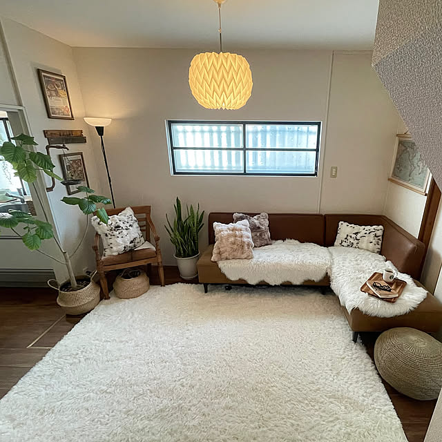 Lounge,ブラウンインテリア,観葉植物,ナチュラル,IKEA,雑貨,アンティーク,100均,間接照明,DIY,レトロ,カフェ風,北欧,ビンテージ,カフェ,フェイクグリーン,冬,断捨離,LIFE誌,男前,カフェインテリア,ビンテージ風,男前もナチュラルも好き,アートのある暮らし,築古,冬インテリア,シンプルリスト,見て頂き感謝です♪ cocochanの部屋
