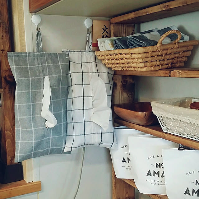 Kitchen,ティッシュカバー,ダイソー,携帯カメラで撮影,キッチン収納,キッチンカウンターDIY,キッチンペーパー置き場,10000人の暮らし Minaharuの部屋