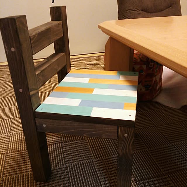 My Desk,セリア,ＤＩＹ,端材,ホームセンター,子ども椅子,マスキングテープ,ダイソー Eriの部屋