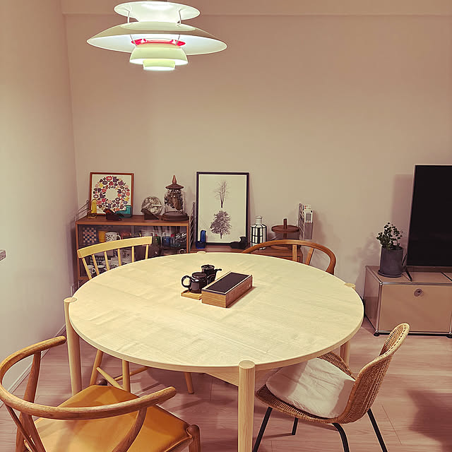 Lounge,FDBモブラー,マレアチェア,yチェア,ダイニングテーブル,テーブル,リビング,新築マンション Natsuの部屋