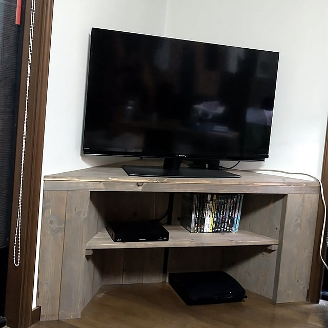 Lounge,テレビ台DIY,ウッドデッキ DIY,薪ストーブのある暮らし,おうちキャンプ,DIY,収納,新居での生活,ワトコオイル ドリフトウッド kohakuの部屋