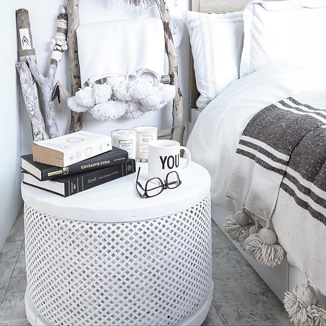 Bedroom,海外風,リノベーション,BOHO,IKEA 照明,IKEA,自然素材,古材DIY,収納,自由な暮らし,サイドテーブル,自然素材DIY,古材,ナチュラルインテリア,ボヘミアン,端材,収納見直し,流木DIY swaro109の部屋