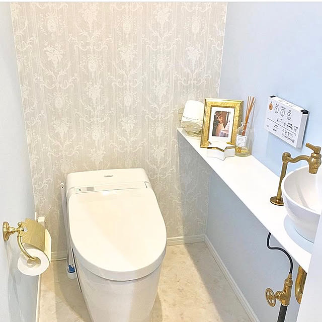 Bathroom,ダイソー,セリア,IKEA,海外インテリア,戸建て,アクセントクロス,フランフラン,ザラホーム,海外インテリア好き,フレンチモダン,ダイニングキッチン,海外インテリアに憧れる,アクセントクロス ブルー,二階リビング,Francfranc,ゴールドインテリア,ZARAHOME lana.123の部屋