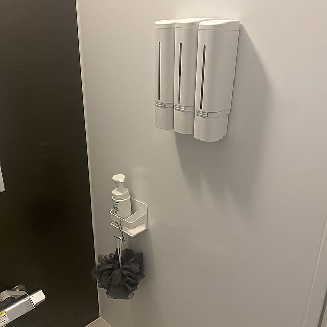 便利アイテム,Bathroom,ディスペンサー ニトリ,シャンプーディスペンサー,マグネットディスペンサー echaの部屋