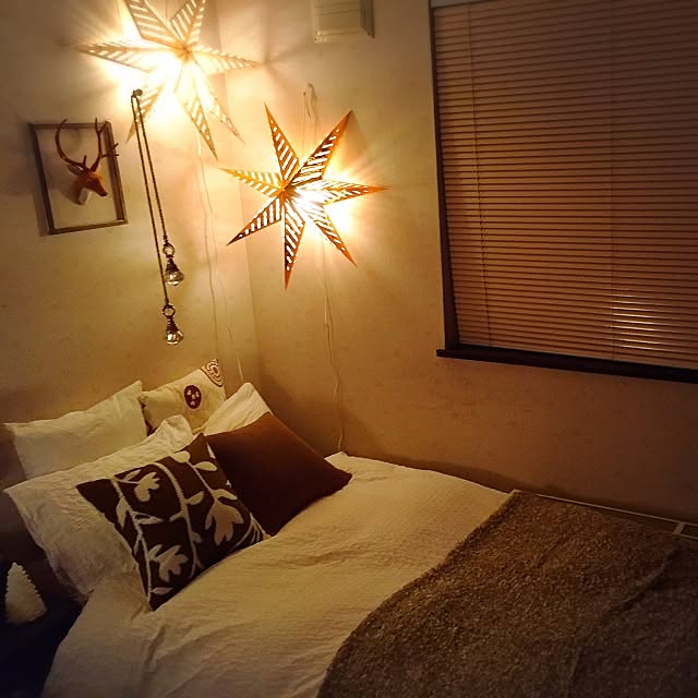 Bedroom,STRÅLA,スターライト,スター,星型ライト,星型,寝室,ハンティングトロフィー,IKEA,照明,ニトリ,アニマルヘッド maoshanの部屋