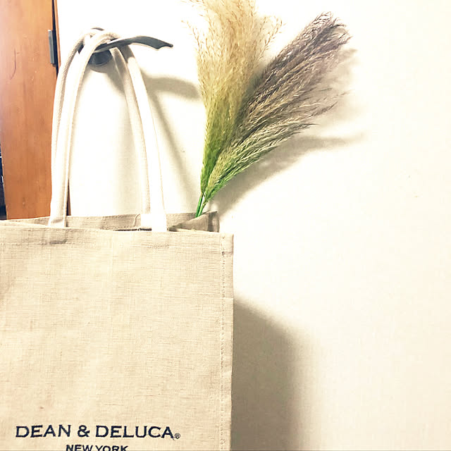 DEAN＆DELUCA,ディーンアンドデルーカ,ドライフラワー,ススキ,ススキのドライフラワー,3DK,海外インテリアに憧れる,5人家族,賃貸でも楽しく♪,賃貸でも可愛く♪,アパート暮らし,エコバッグ,お買い物バッグ,BOHOインテリア,BOHO,Boho Style,Entrance u-taki.luv0302の部屋