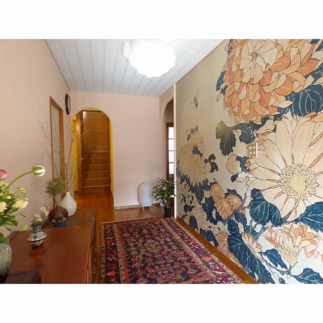 On Walls,壁紙屋本舗,築36年,壁紙でここまで変わる！,築36年の家,セルフリフォーム,漆喰壁DIY,しっくい壁DIY,和の雰囲気,和風の玄関,玄関ホール,玄関入ってすぐ,壁紙大好き,壁紙大好き♡,アーチ壁,アーチ壁DIY,ジャポニスム nikkoriの部屋