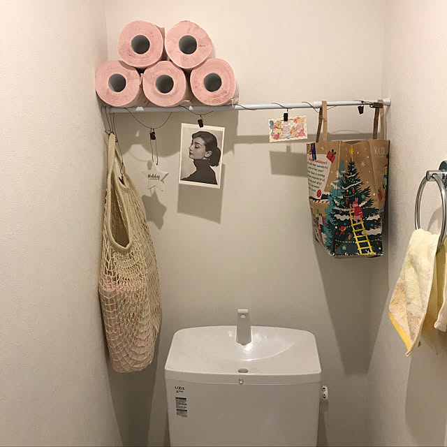 Bathroom,100均,雑貨,一人暮らし,つっぱり棒,トイレットペーパーの収納,レトロ,1R狭い,1R 一人暮らし,1R haaaの部屋