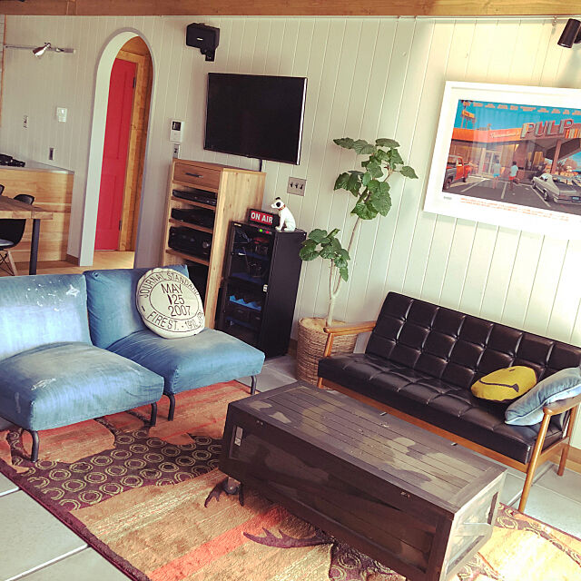 Lounge,ソファ,かりもく60,BESS カントリーログ,土間リビング,観葉植物 saeの部屋