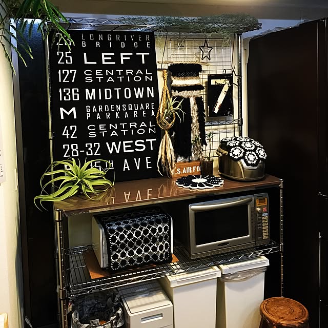 Kitchen,モニターサンプリング,モニター当選♡,パーフェクトフロアーズ,スチールラック,ルミナスラック,男前,DIY,ダイソー,モノトーン,ハンドメイド,ウィービング,ムートン,ファー,100均ﾀﾞｲｿｰ,はんどめいど,100均毛糸,セリア,ハムスター,観葉植物,作業台 yunの部屋