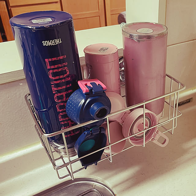 シャンプーラック,つり下げ収納,水筒置き場,Kitchen,水筒乾燥,水筒水切り appleの部屋
