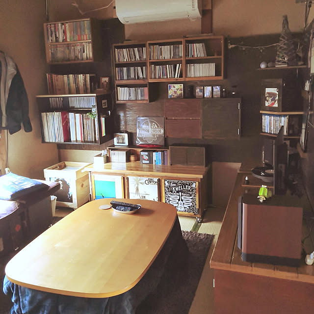 DIY,一人暮らし,収納棚DIY,雑誌収納,CD収納,レコード収納,middcraft,Lounge middcraftの部屋