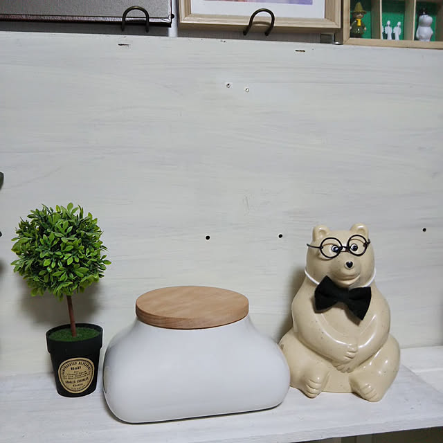 Lounge,RoomClipショッピング,古い賃貸,こどもと暮らす,どこ見てもほっこりし隊,生活感たっぷり,男前も可愛いも好き,賃貸でも諦めない！,ideaco ウェットティッシュケース,Mochi イデアコ,しろくま貯金箱,ウェットティッシュケース,ムーミンチョコエッグ Yurieの部屋