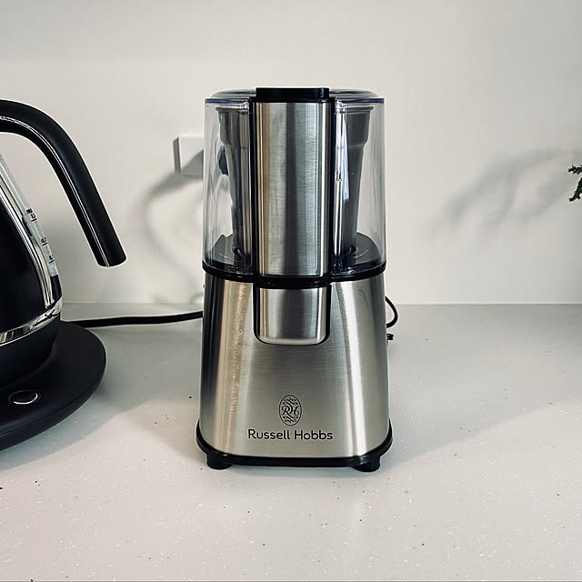 珈琲のある暮らし,珈琲時間,珈琲タイム,珈琲,挽きたてコーヒー,挽き立ての珈琲,コーヒーコーナー,キッチンカウンター,Russell Hobbs,ラッセルホブス,グラインダー,コーヒーミル,コーヒータイム,コーヒーのある暮らし,家カフェ,おうちカフェ,お家カフェ,RoomClipショッピング,ウェルカムクーポン当選しました,ウェルカムクーポンキャンペーン,My Shelf,ウェルカムクーポン naruminの部屋