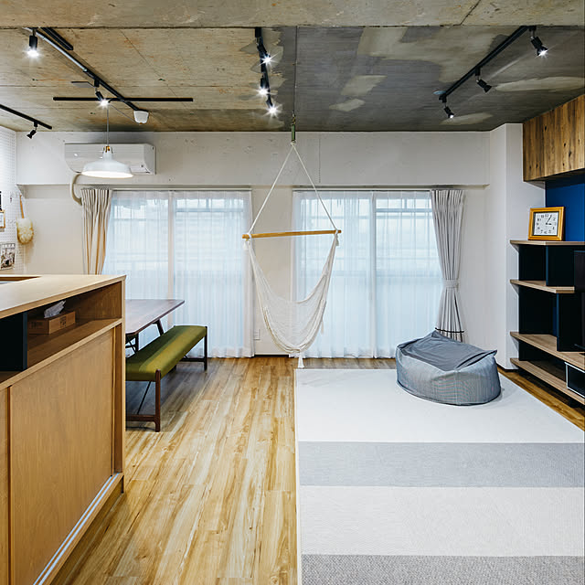造作家具,ダイニングテーブル,静床ライト,ハンモックチェア,レールライト,躯体天井,体にフィットするソファ,リノベーション,フロアタイル,リノベ,ブログやってます♪,マンションリノベーション,中古マンションリノベーション,ブログ更新しました♡,Overview usameguの部屋