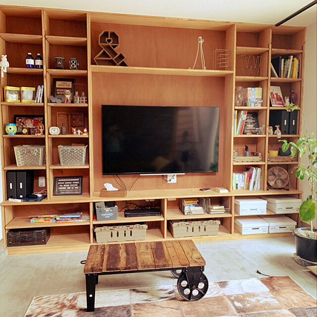 造作,男前,Brooklyn,journal standard Furniture,土間床,照明,観葉植物,アンティーク,My Shelf openpenの部屋