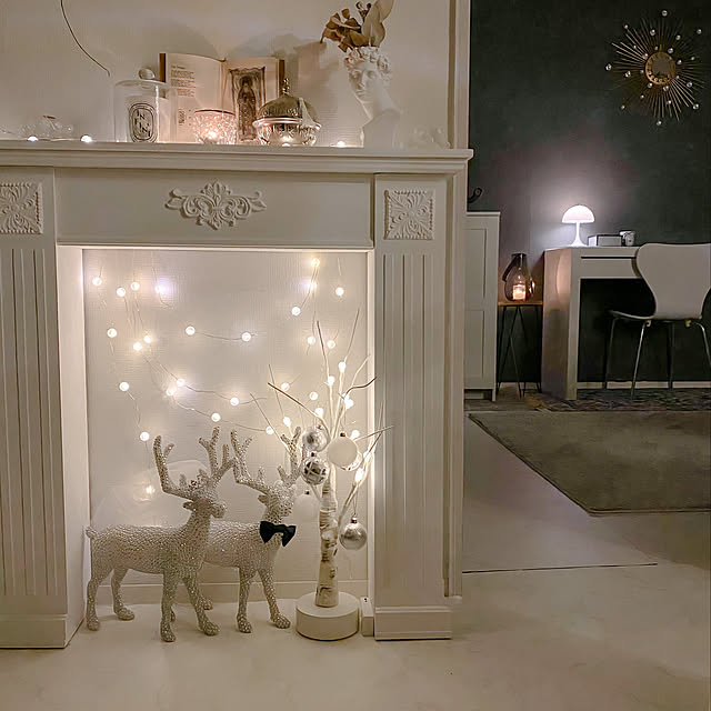 モノトーンナチュラル,マントルピース,2020.11.19,クリスマス,シンプルモダン,北欧インテリア,海外インテリアに憧れる,コメントお気遣いなく(⁎ᴗ͈ˬᴗ͈⁎),シンプルインテリア,ig→yukimidaifuku27,モノトーンインテリア,みなさんの素敵なインテリアに癒されてます,ホワイトインテリア,いいね、フォロー本当に感謝デス☺︎,Lounge Yukiの部屋