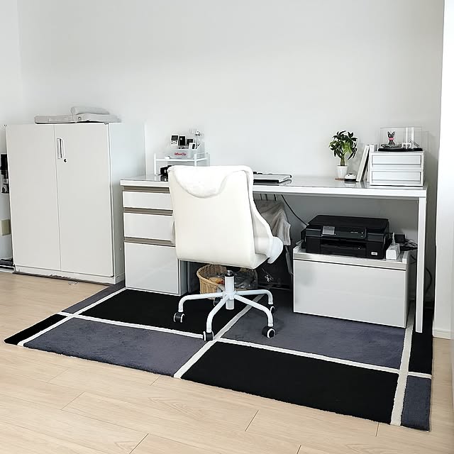 My Desk,楽天で買ったもの,北欧,シンプル,北欧インテリア,北欧モダン,モノトーン,モダンインテリア,シンプルインテリア,ホワイトインテリア,猫と暮らす家,猫とインテリア,猫と暮らす,パソコンデスク,cozy room,プリンターワゴン,オフィスチェア,タンスのゲン,ルキット,オフィス家具,キャビネット,書庫 sakuraの部屋