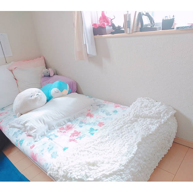 Bedroom,ひんやりグッズ,ホームセンターで購入ペンギン,ひんやりペンギンさん,IKEA,Francfrancひんやりベッドマット,8月,見てくださってありがとうございます♡,いいねありがとうございます❤️ hm99の部屋