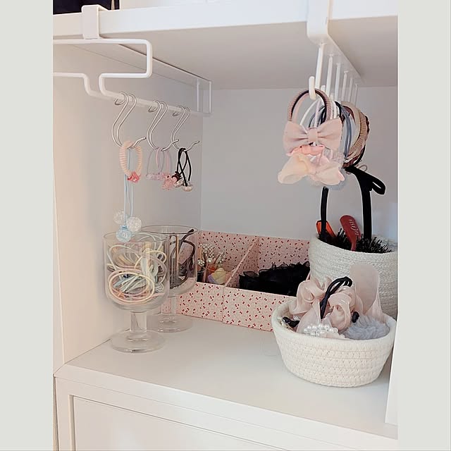My Shelf,アクセサリー収納,ドレッサー,収納ボックス,趣味,アクセサリーディスプレイ,ディスプレイ収納,ナチュラルインテリア,ドレッサー周辺,ナチュラルモダン,小物収納,シンプルインテリア,収納アイデア,シンプル収納,好きな風景,暮らしを楽しむ,閲覧ありがとうございます,IKEA,無印良品,ヘアアクセサリーの収納,ヘアアクセサリー掛け,ヘアアクセサリー入れ,ヘアアクセサリーBOX,無印良品かご natsumiminamotoの部屋
