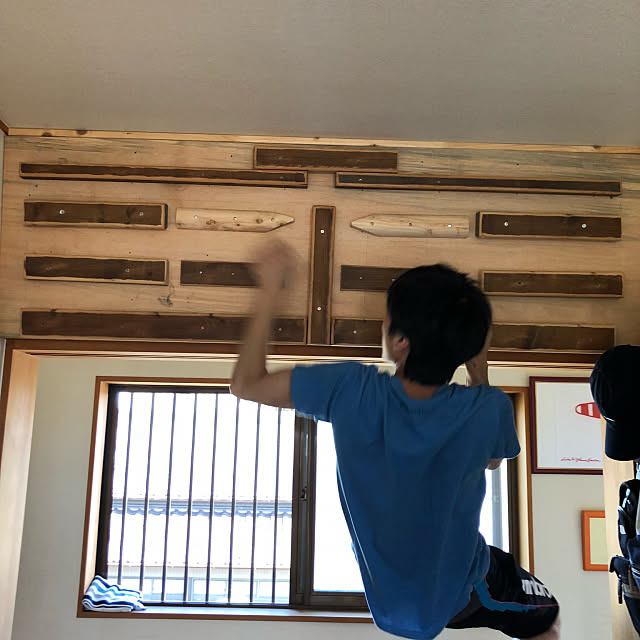 On Walls,DIY,鴨居の上,キャンパスボード,息子の部屋,いいね！ありがとうございます♪,見てくれてありがとうございます♥,旦那くんと次男の趣味,2018.10.1,ボルダリング,旦那作,ボルダリングが趣味の2人 Fuku222の部屋