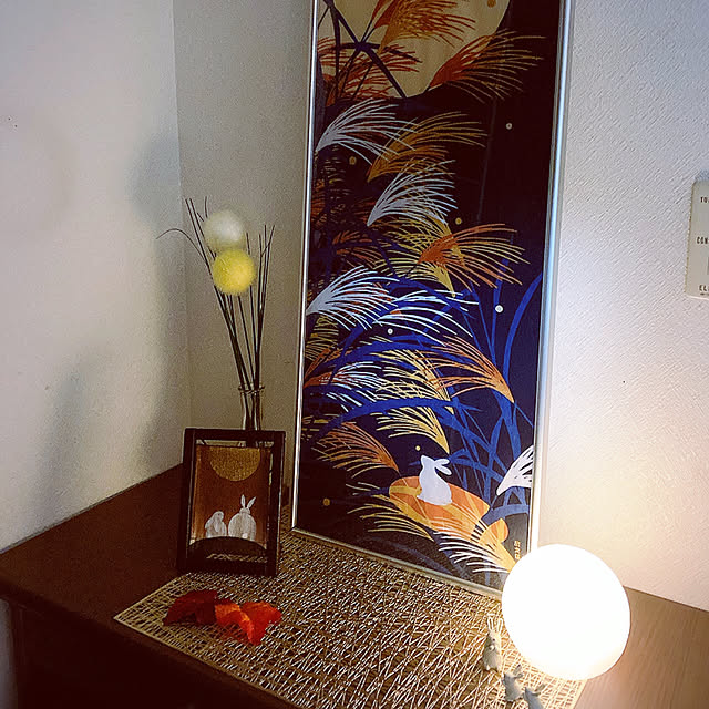 玄関ディスプレイ,100均,ムーンライト,3COINS,フェイクフラワー,100円ショップ,セリア,鳩居堂,濱文様,和風,手ぬぐい,うさぎ,お月見,毎日の暮らしを楽しむ,季節を楽しむ暮らし,お気に入りに囲まれた暮らし,インテリア雑貨,おうち時間,ディスプレイ棚,ディスプレイ,Entrance,皆様に感謝♡,ありがとうございます♡,RoomClip mag 掲載 maringoの部屋