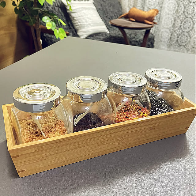 サイドテーブル,カリモク60 Ｋチェア,カリモク60,光触媒観葉植物,コツメカワウソのオッタくん,IKEA OSTBIT,調味料ケース,調味料収納,IKEA,収納グッズ,イベント参加,My Desk,カトラリートレイ aureaの部屋