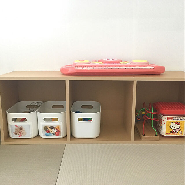 おもちゃ,灰桜色の畳,和室,おもちゃ収納,やわらかポリエチレンケース,パルプボードボックス,無印良品,Overview tata3_homeの部屋
