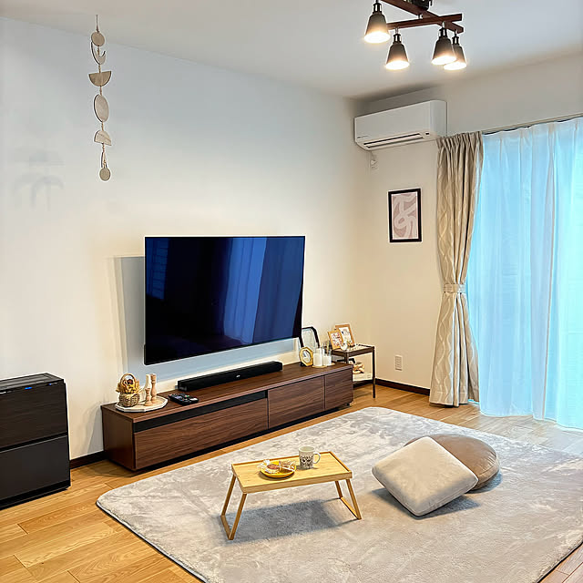 Lounge,テレビボード,グレーインテリア,ラグマット,IKEA,至福の時間,ミニテーブル,照明,テレビまわり,インテリア雑貨,リビングインテリア,ラグ,リビング,お気に入り,IKEA 雑貨 m.の部屋