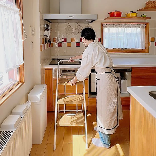 掃除,フォールディングステップ,脚立,RoomClipショッピング,ナチュラル,すっきり暮らす,ナチュラルインテリア,インテリア,楽天roomに載せてます,北欧インテリア,北欧,おしゃれインテリア,スウェーデンハウス,キッチン,Kitchen ma.home___の部屋