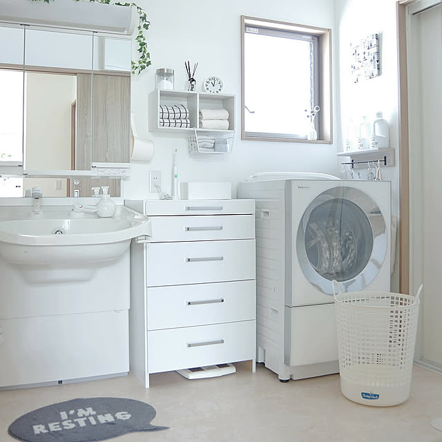 Bathroom,洗面台,車椅子用洗面台,座ドレッサー,TOTO,ベルメゾンのチェスト,キューブル,ホワイトインテリア Shooowkoの部屋