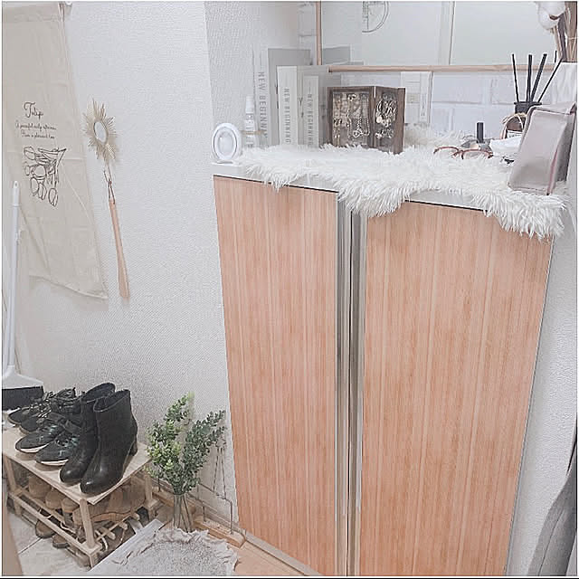 木目,リメイク,ナチュラルインテリア,玄関インテリア,賃貸インテリア,賃貸でも楽しく♪,2LDK賃貸,ダイソー,100均,ディスプレイ,マステ,マスキングテープ,Entrance Eriの部屋