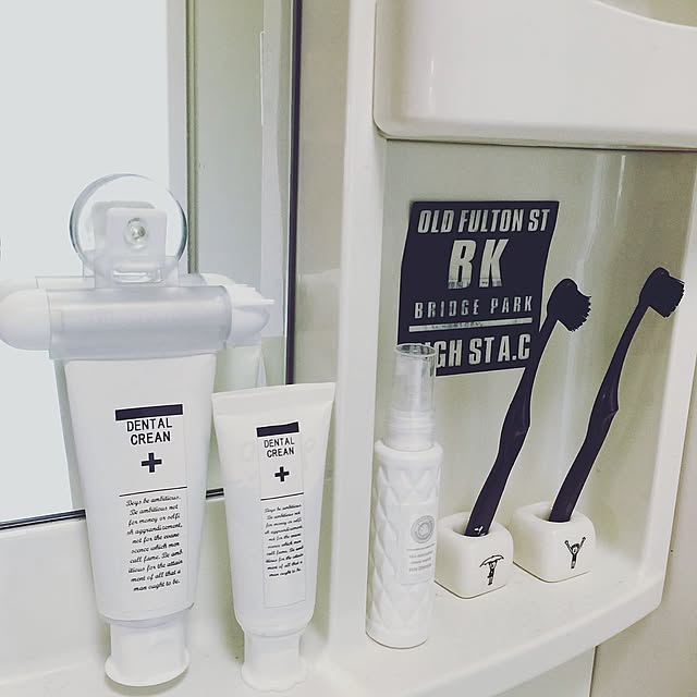 Bathroom,しまむら,歯磨き粉リメイク,歯磨き粉カバー,ダイソー,100均,モノトーン,MONOTONE,キャンドゥ,リメイク,マスキングテープ,mt CASA,セリア animalflapの部屋