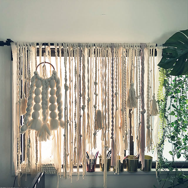 On Walls,フェイクグリーン,マクラメ編み,窓際,ハンドメイド,チャンキーニット,DIY chopの部屋