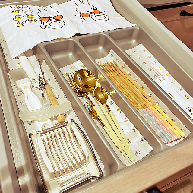 ミッフィーのある暮らし,ミッフィー同好会,ミッフィー,イベント参加,3枚投稿,引き出し収納,100均,北欧,せりあ♡,フォロワーさんに感謝♥,暮らしを整える,北欧　インテリア,ありがとうございます(⋆ᵕᴗᵕ⋆).+*,みてくれてありがとう(*ˊᵕˋ*)♡,My Shelf asasouの部屋