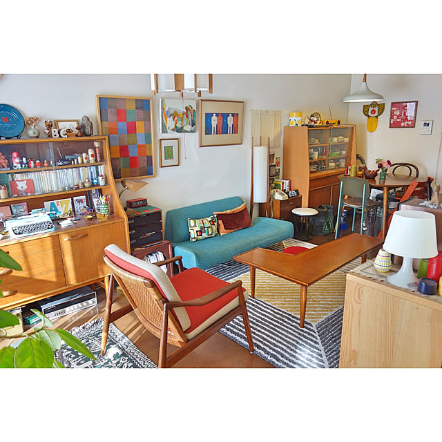 Overview,カラフル,民芸品,古道具,雑貨,ポスター,IKEA,こけし,ソファ,イデー,Ｐａｃｉｆｉｃ　ｆｕｒｎｉｔｕｒｅ　ｓｅｒｖｉｃｅ,北欧,郷土玩具,北欧ヴィンテージ家具,アメリカンヴィンテージ,unico食器棚,IDEE AOソファー,アート,クッション,照明 nomuyogu426の部屋