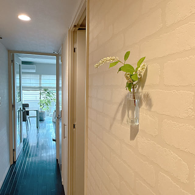 Entrance,玄関ディスプレイ,100均,セリア,一輪挿し,seria,100均リメイク,プチプラインテリア,100均インテリア,フラワーべース biroballonneの部屋