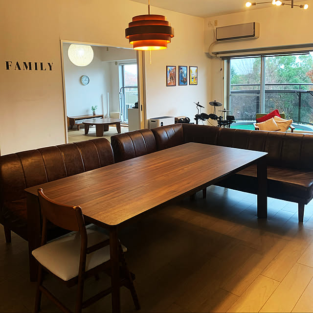 ダイニングソファのある部屋,ダイニングソファテーブル,ダイニングソファ,くつろぎ時間,リフォーム,窓掃除,アート,Lounge Reiの部屋